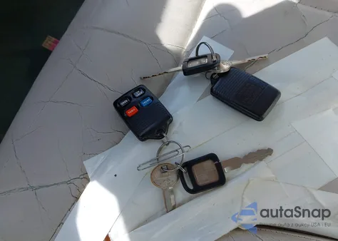 1993 Lincoln Town Car Signature/Jack Nicklaus из США, поврежденный, VIN 1LNLM82W9PY773770